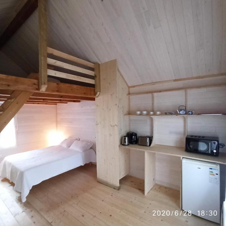 Une Tiny House A Decouvrir Au Coeur De La Cite ! Contrexéville Zewnętrze zdjęcie