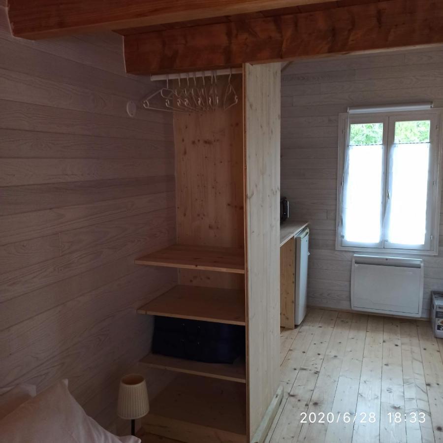 Une Tiny House A Decouvrir Au Coeur De La Cite ! Contrexéville Zewnętrze zdjęcie